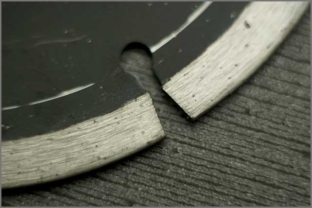 Image showing and Illustrating segmented saw blade in particular.