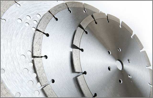 Diamond cutting discs