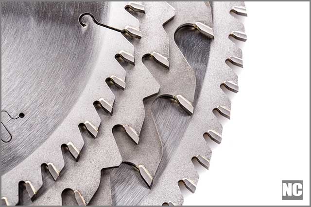 Close-up picture of blades showing different hook angles
