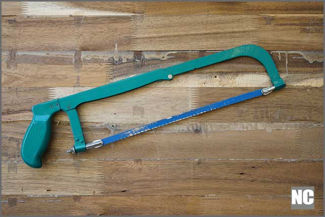 Metal cutting circular saw blade-Traditional vintage hacksaw image