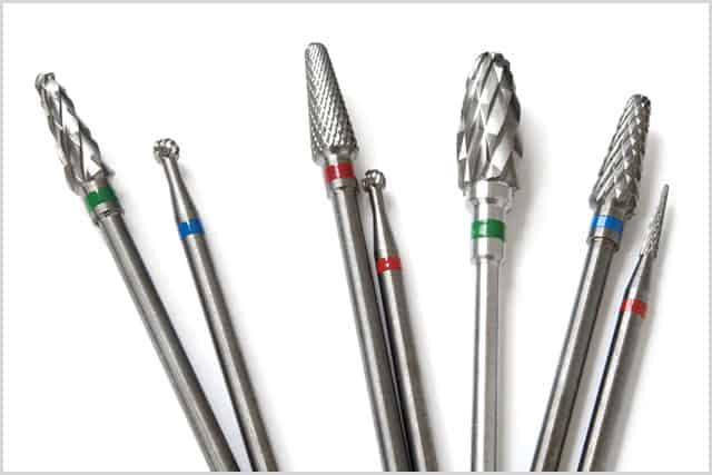 Diamond drill bits