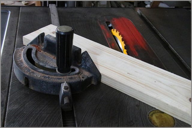 Featherboard on a table saw.