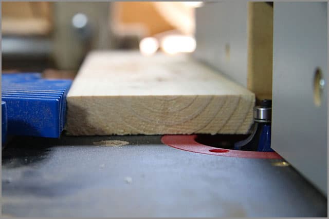 feather board and router table