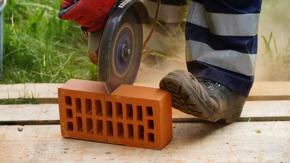 Cutting brick using angle grinder