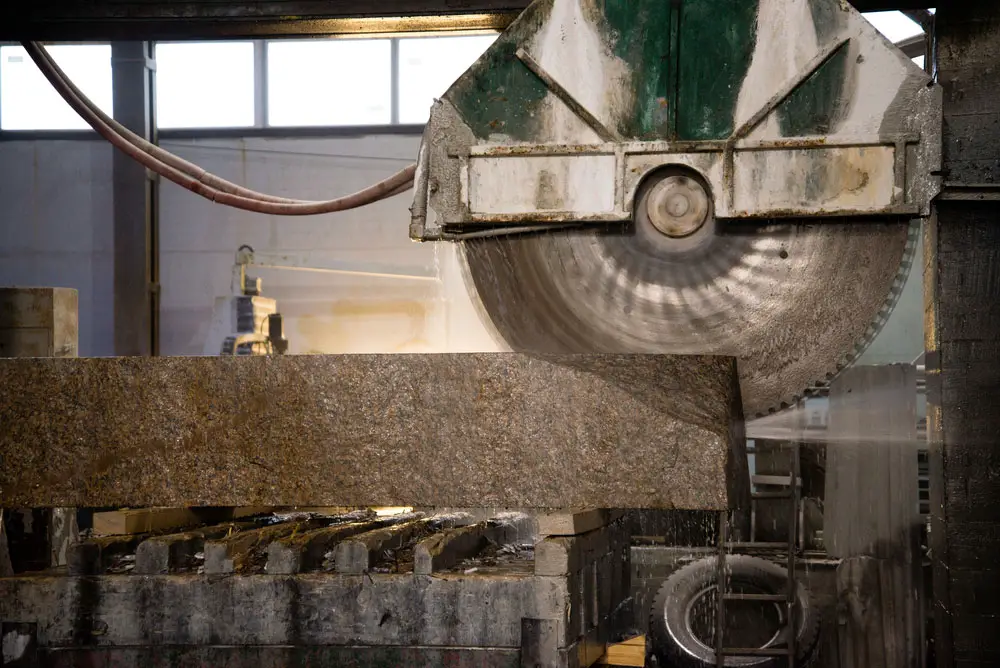 cutting granite slab with a circular saw