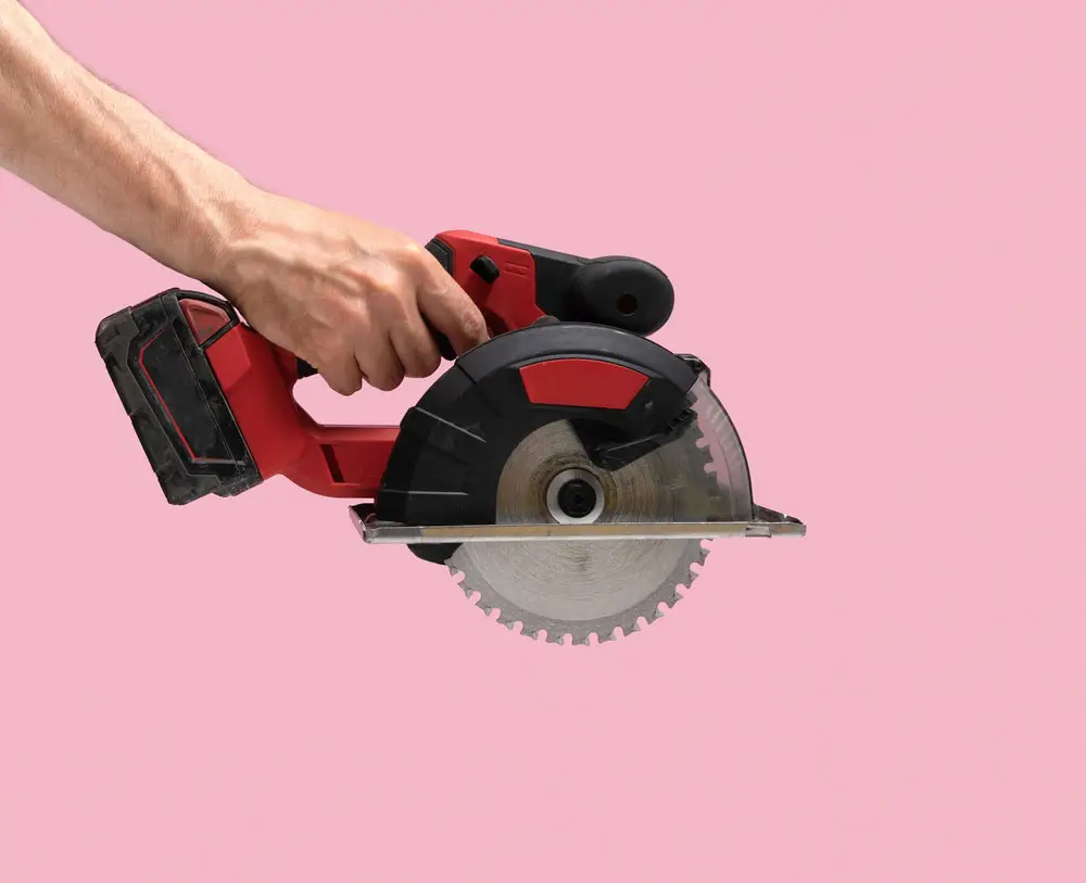 Cordless circular saw